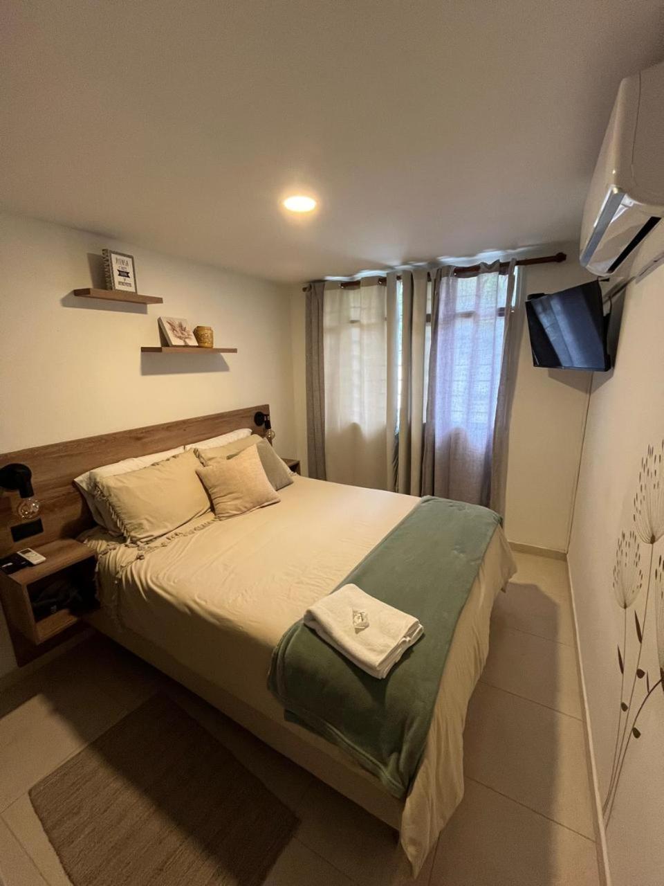 Casa Hotel Flor Del Valle 卡利 外观 照片